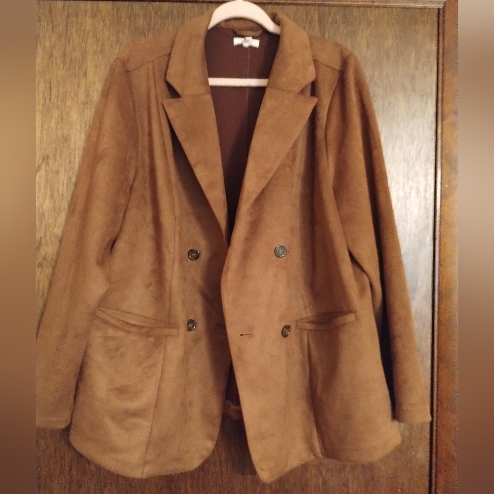 COPY - **Sale! $10**Maurices EUC sueded double breasted blazer